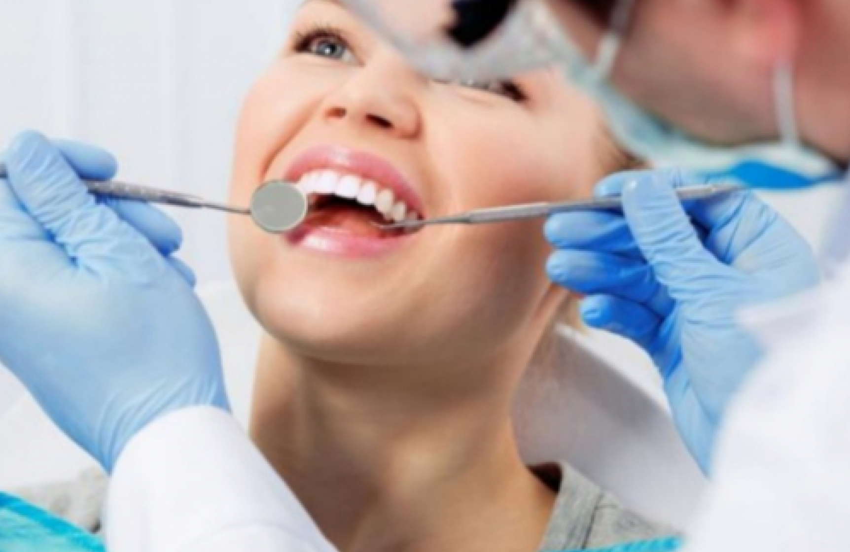 Descuento implantes dentales