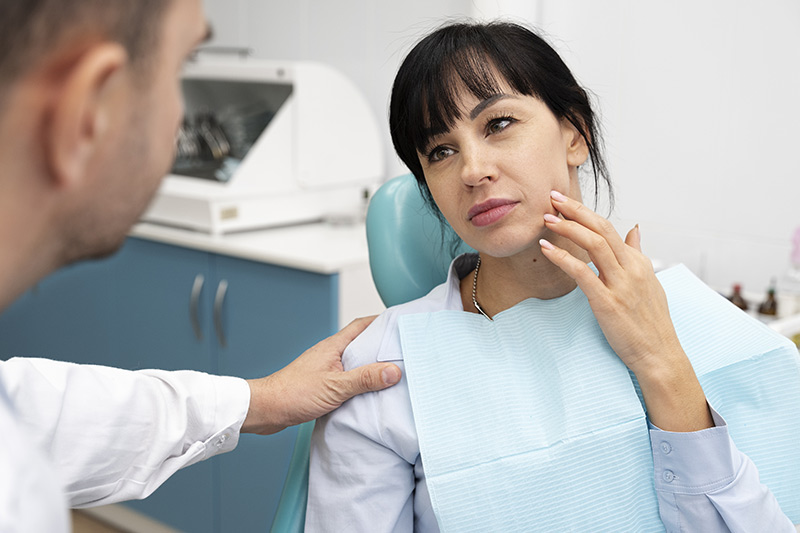 Tensión Mandibular: Síntomas, Causas y Tratamientos